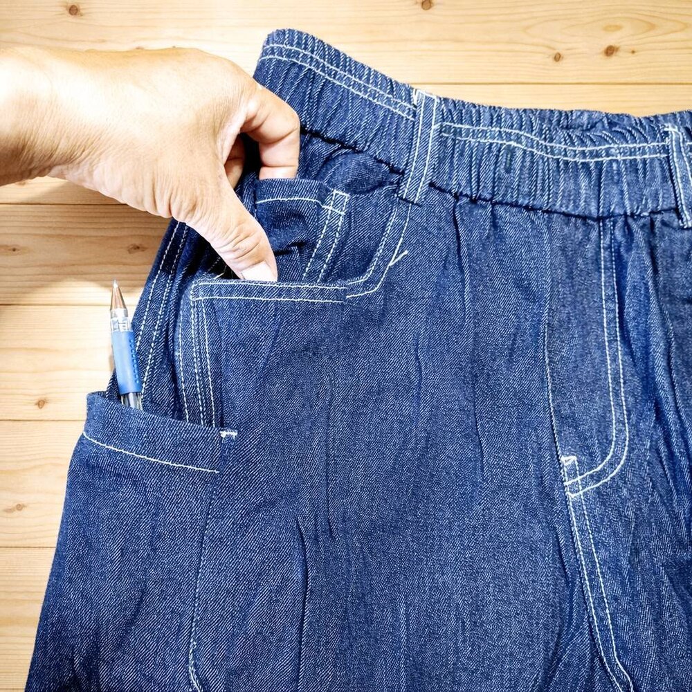 Vintage Dark Wash Denim Shorts - Picture 2 of 3